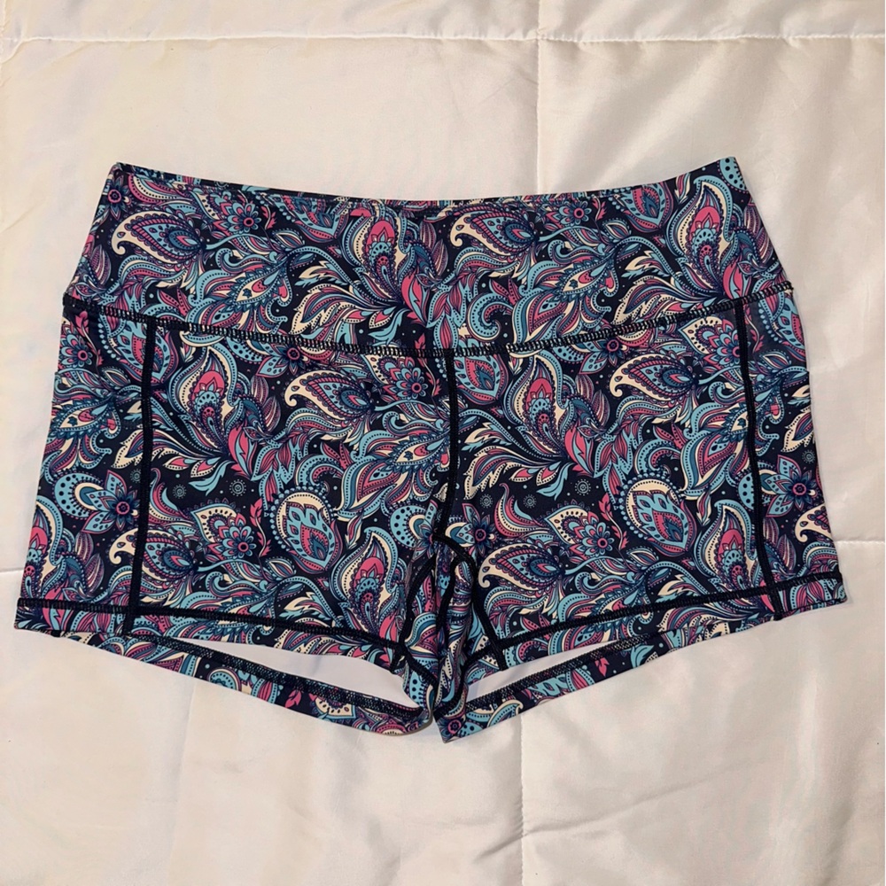Feed Me Fight Me workout booty shorts with side pockets